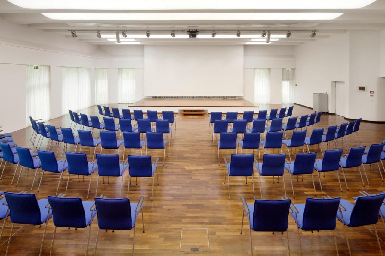 Katholische Akademie Schwerte Hotel Екстериор снимка