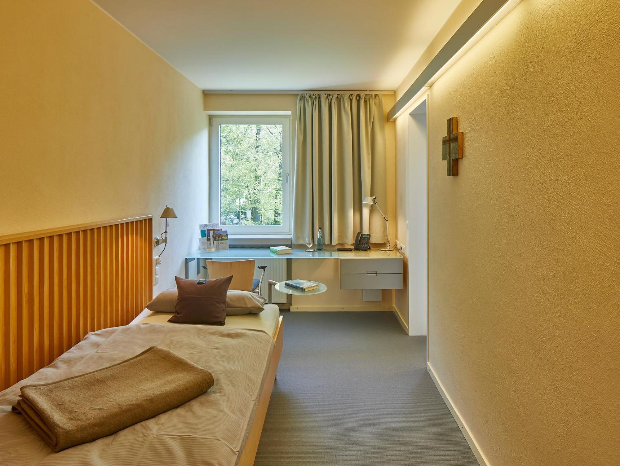 Katholische Akademie Schwerte Hotel Екстериор снимка