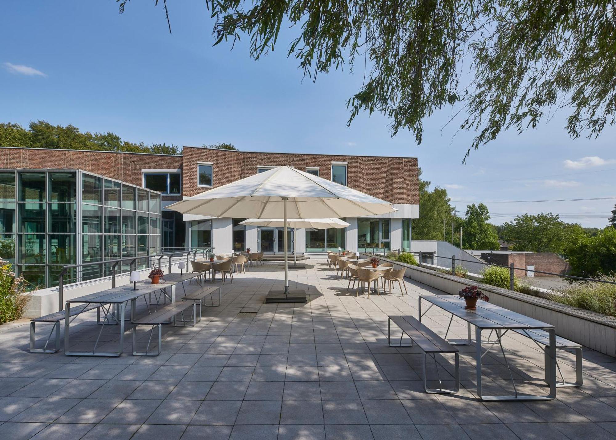 Katholische Akademie Schwerte Hotel Екстериор снимка